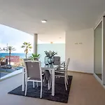 The Wave Carvajal Апартаменты