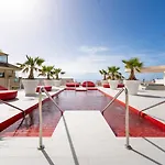 Апартаменты The Wave Carvajal *